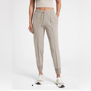 Athleta Endeavor Jogger, Bluff Grey